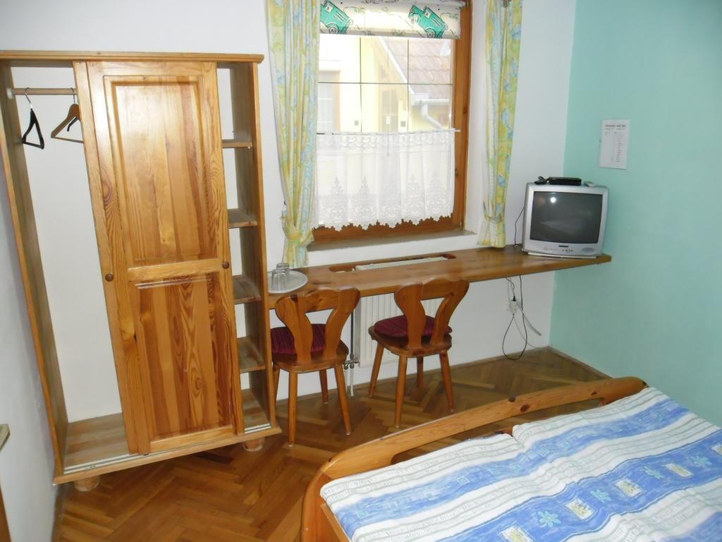 Pension Heidi Lenti Esterno foto