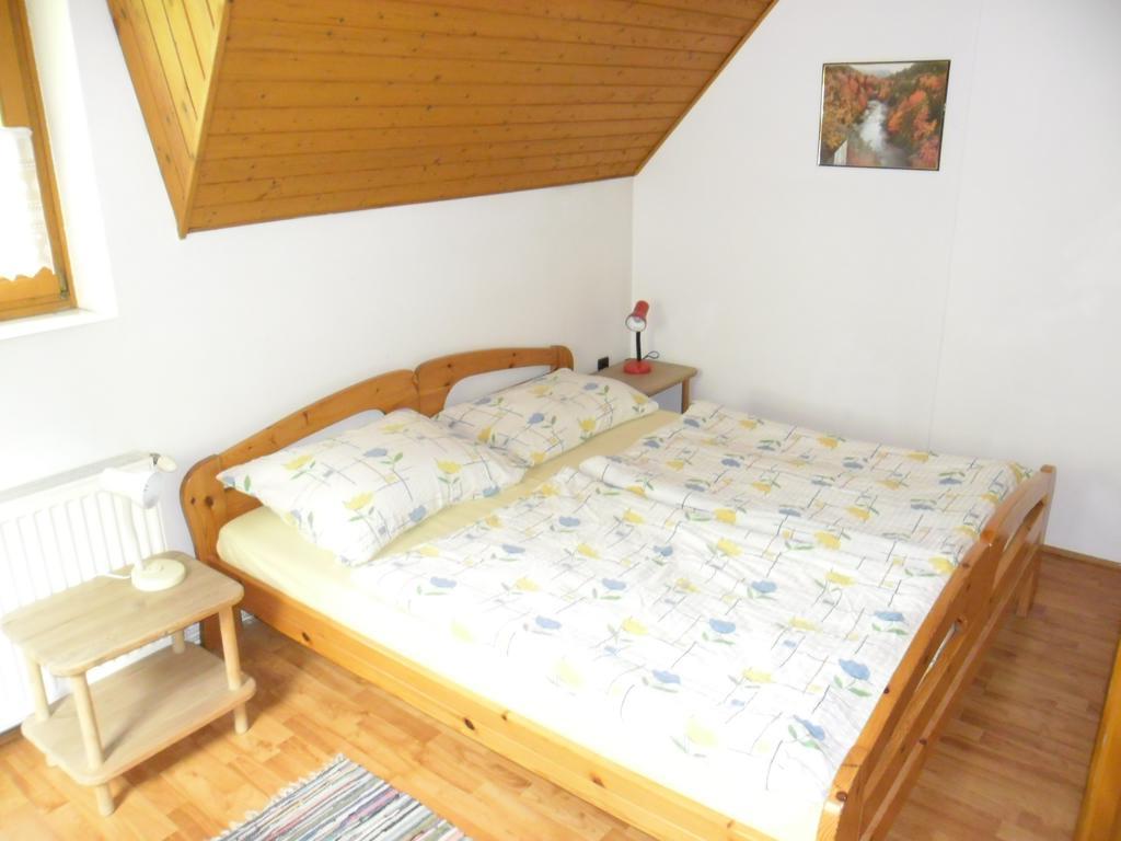 Pension Heidi Lenti Esterno foto